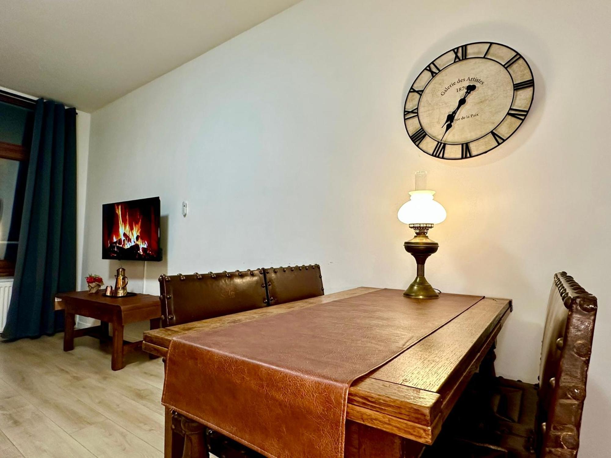 Luxury Suites Centrum By Rikas Hotels Amberes Exterior foto